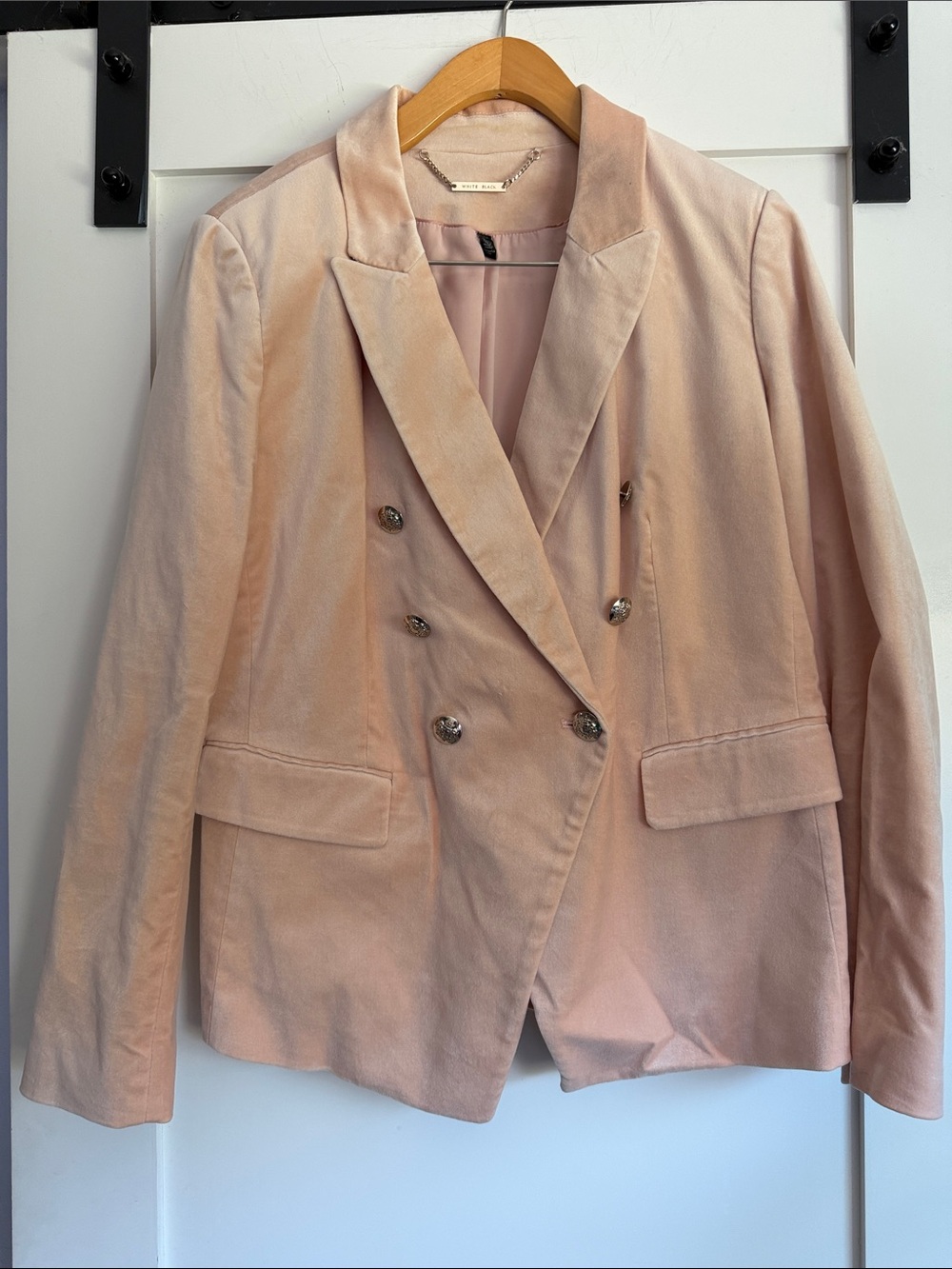 White House Black Market Double-Breasted Blazer in Blush Pink